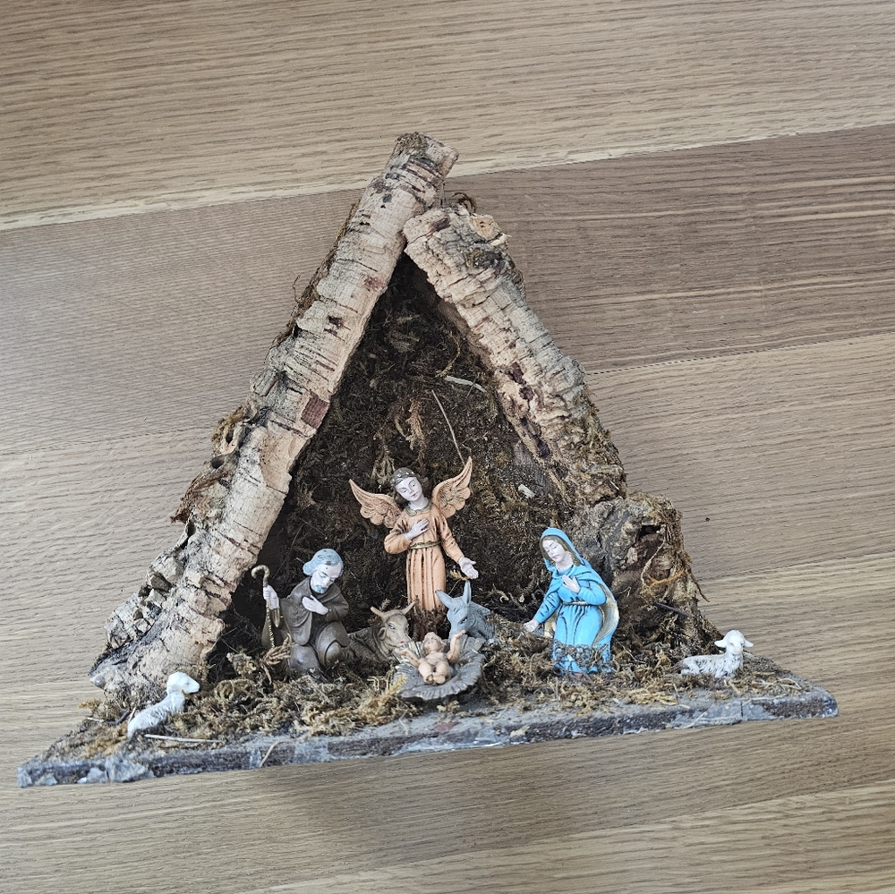 Vintage Yuletide Nativity Set